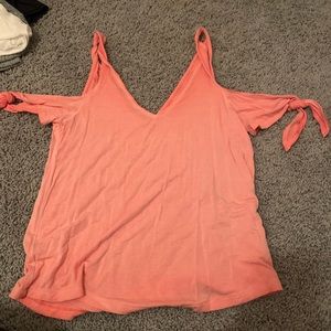 Flowi off the shoulder American eagle top
